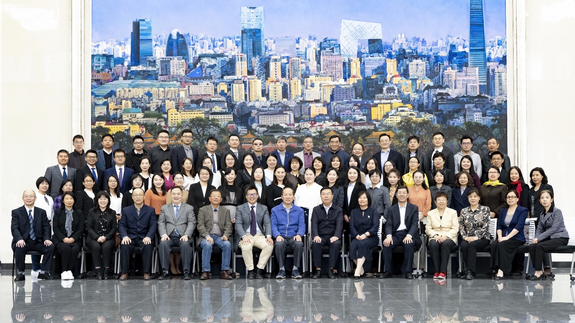 会计学院教师合影_副本.jpg